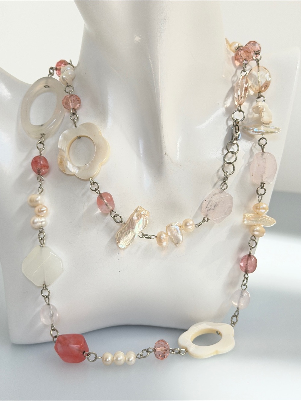 vintage real mother of Pearls & White Jade Pink Bead Long Necklace